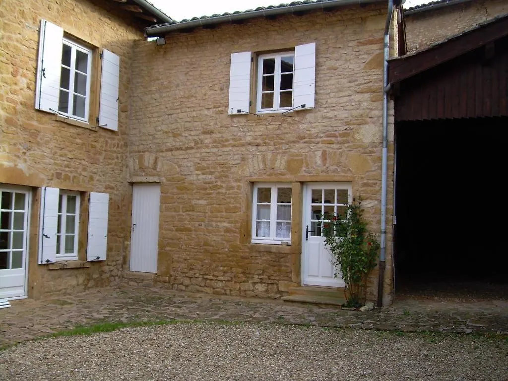 Bed and Breakfast La Chipotte à Ville-sur-Jarnioux Couette-café